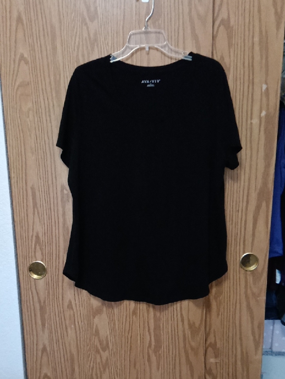 🌻Ava & Viv Black Tee Sz 1x